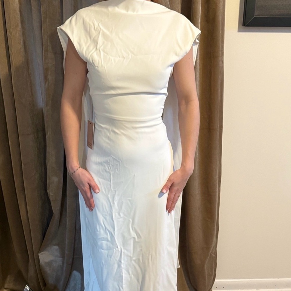 White Cap-Sleeve Maxi Dress - Brand: ODDMUSE